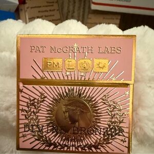 Pat McGrath Labs Divine Bronzer in Burnished Honey